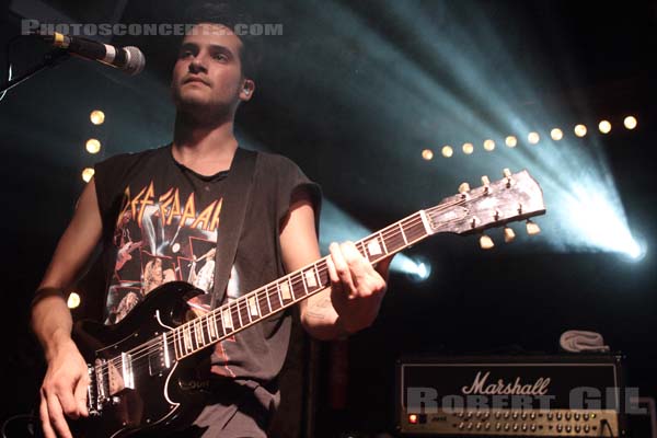 I AM UN CHIEN - 2014-10-16 - PARIS - Bus Palladium - 